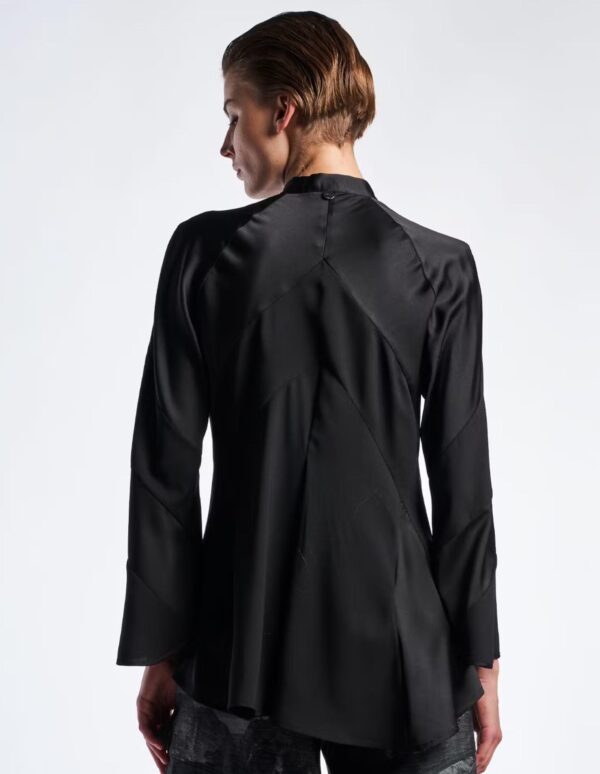 Camisa asimétrica en negro de HIGH - Imagen 3