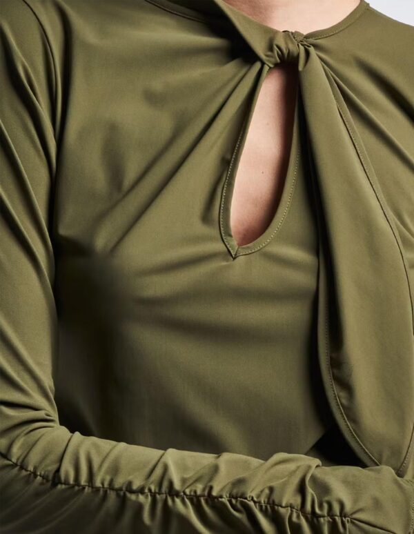 Vestido midi en verde de HIGH - Imagen 4