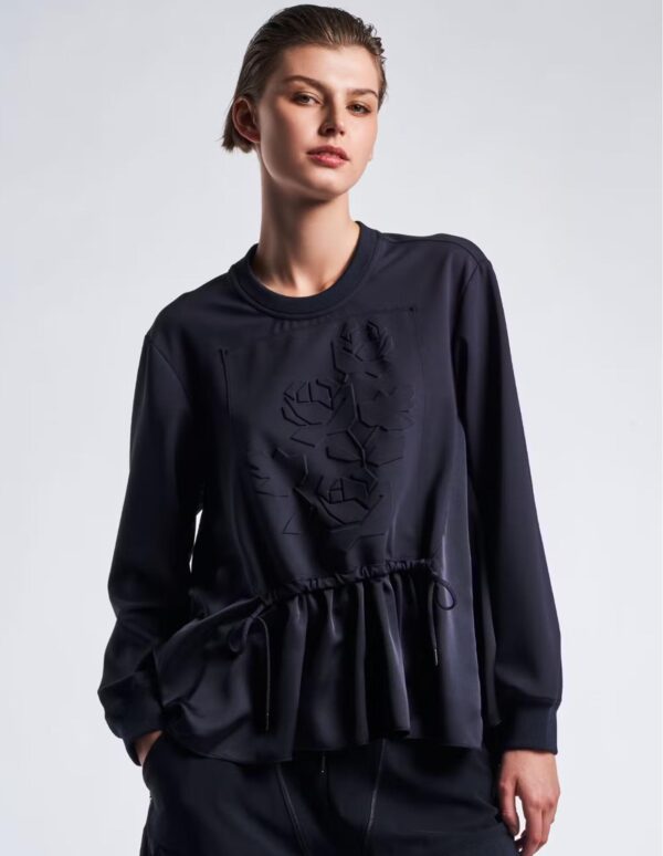 Sudadera HIGH con bordados