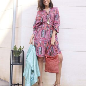 Vestido camisero midi estampados en rosa
