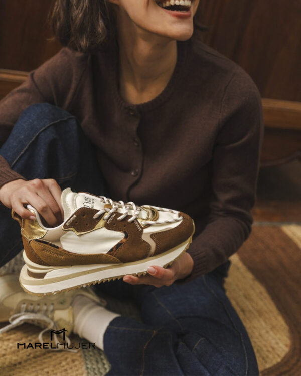 Sneakers en tonos marrones