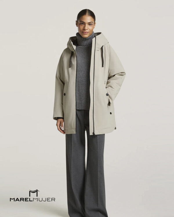 Parka corta en tonos tierra - Imagen 2