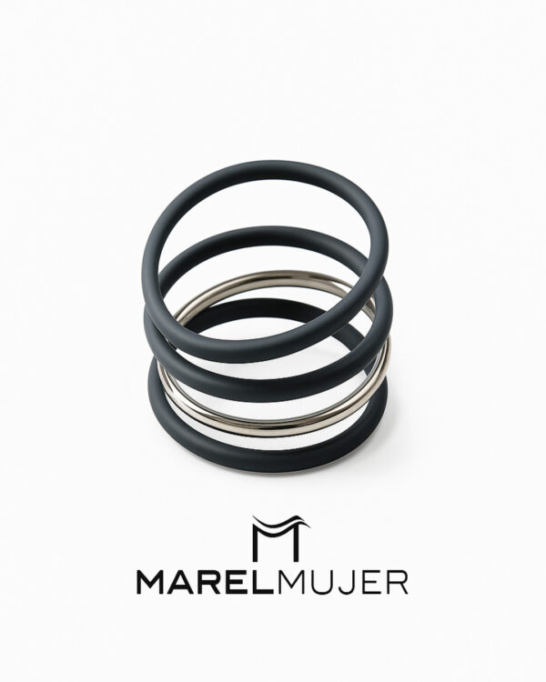 Brazalete en negro con plata