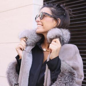 Chaqueta Doble Faz de piel natural en gris