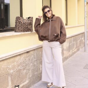 Chaquetón en marrón corto