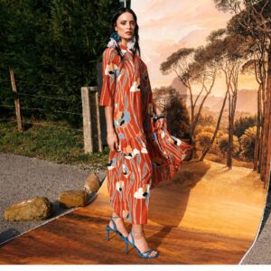 Vestido largo de amapolas con volante